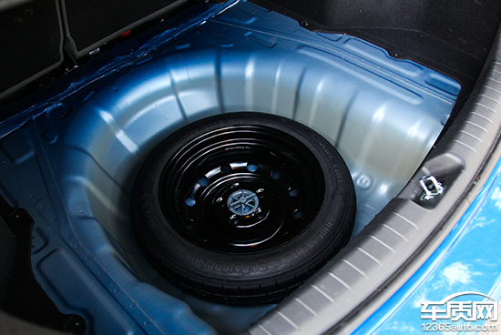 2016年现代领动1.6自动豪华版试驾,2016款现代领动1.6自动精英试驾