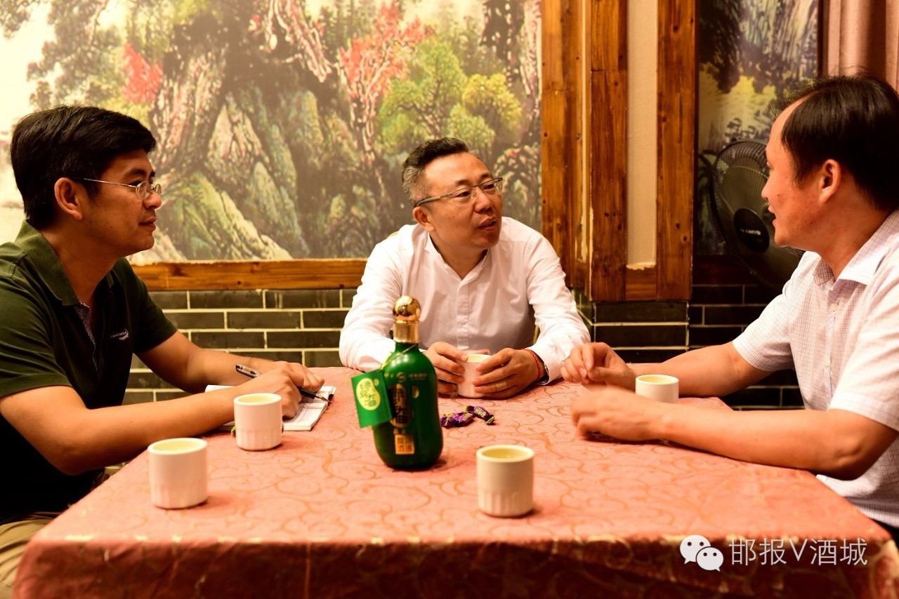 记者喜欢喝什么饮料,喝绿豆大曲的感受