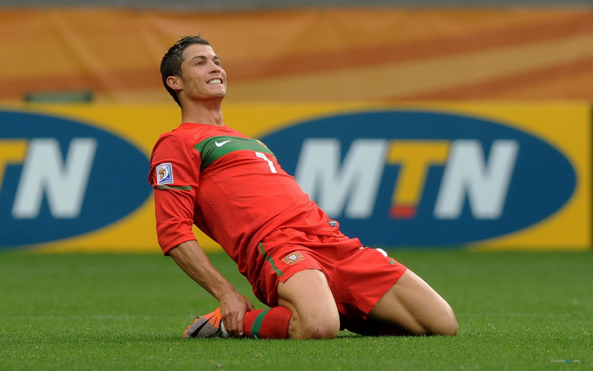 献给踢足球的男孩,献给每一个热爱足球的人