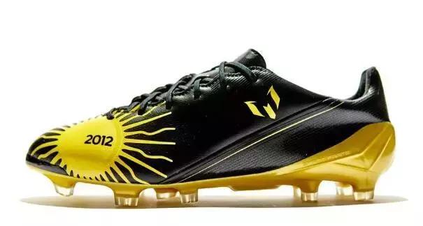 2022骞存瑗垮崱濉斿皵鎴橀澊姝ｅ搧,姊呰タ鍚屾榛勯噾鎴橀澊