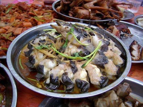 台湾明星婚宴都啥，菜色比拼看看我们农村婚宴吃什么