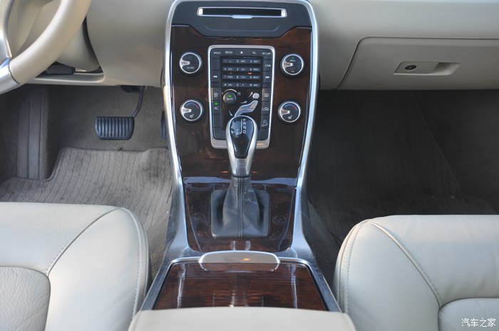 沃尔沃xc70是旅行车还是suv,沃尔沃suv全部车型xc70价格