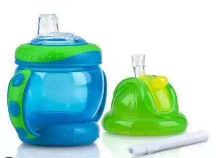 儿童饮水杯怎么选,宝宝饮水杯哪一款比较好