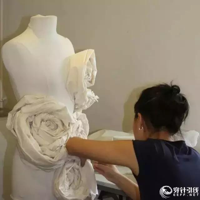 中国服装设计师很缺吗,服装设计师的现状与前景