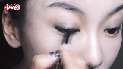 烟熏酷拽妆容,烟熏酷妆教程