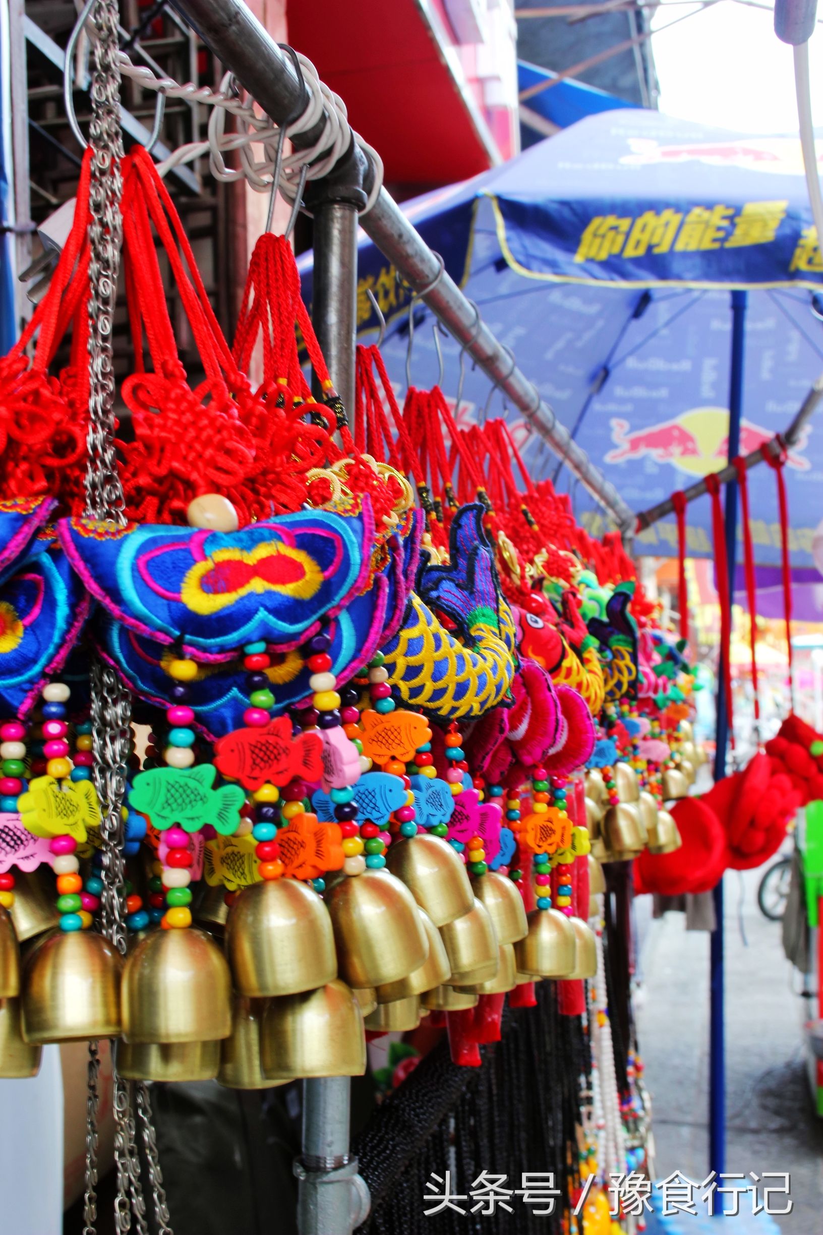 洛阳本地人必去的地方,洛阳丽景门和十字老街