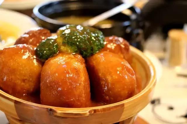 泉州海鲜界的新宠在怒吼!这条有故事的神秘鱼,带你一秒穿越侏罗