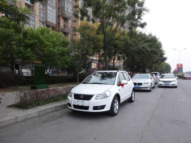 天语sx4和天语三厢高度是一样的吗,天语sx4两厢质量怎么样