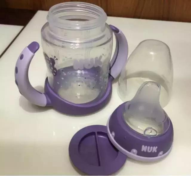 小孩选择什么饮水杯好用,儿童饮水杯怎么选