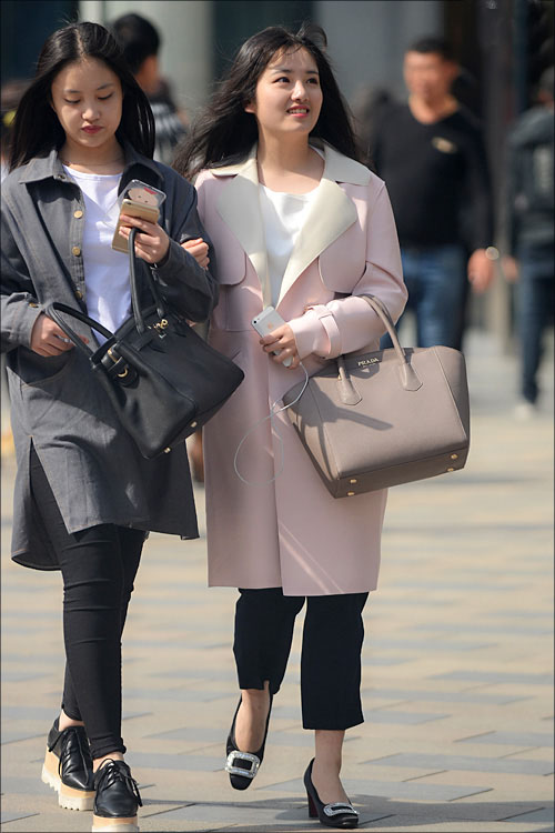 双面呢大衣贵的一般多少,嫣奈儿双面呢大衣价格