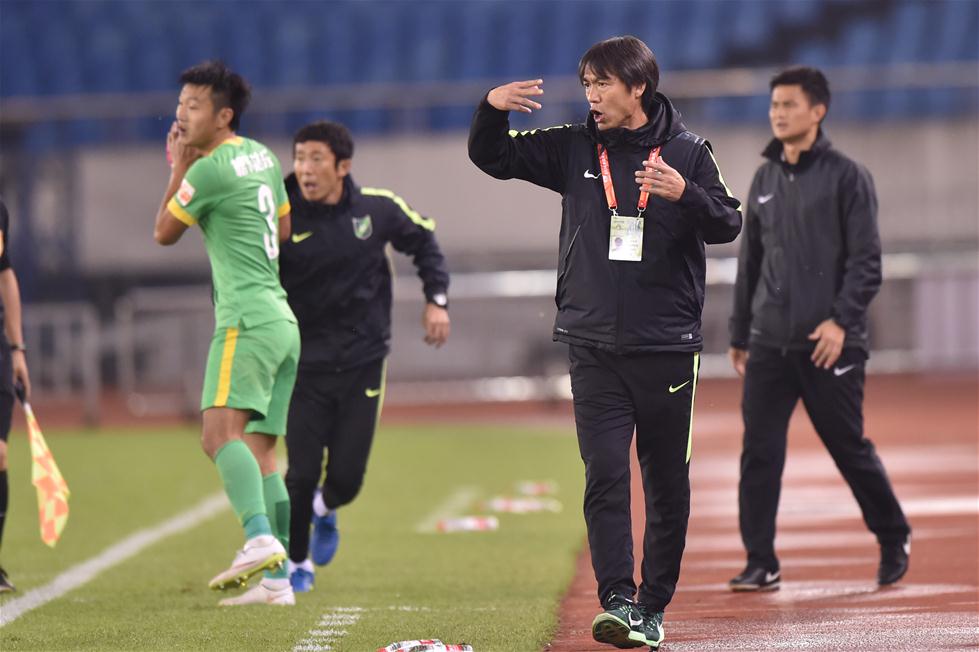 璇昏懀瓒崇悆,璇昏懀