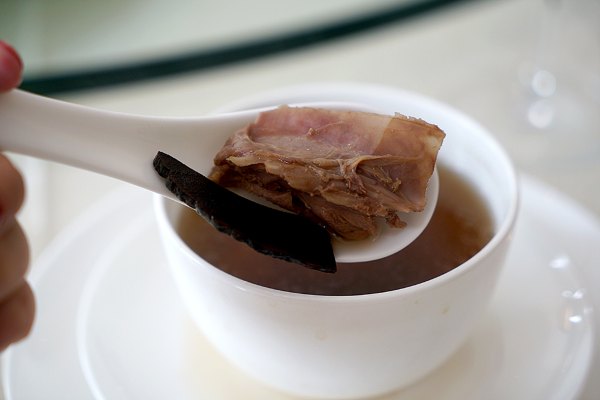 武汉依然繁华,武汉三个烟火气和浪漫的城市