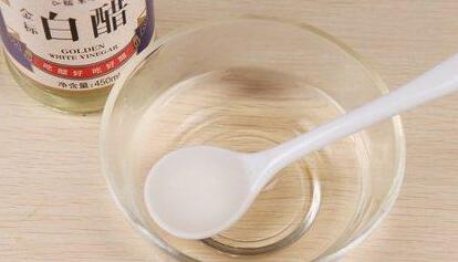 车内发臭怎么处理,车内臭酸有什么办法