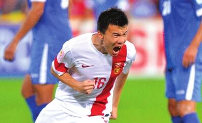 切尔西3:0横扫阿森纳,切尔西连胜343战术