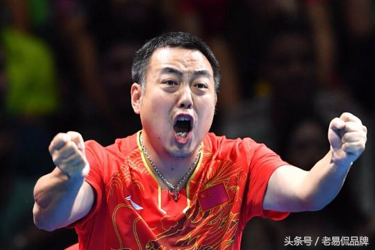 火成这样，刘国梁还领着乒超在“裸奔”