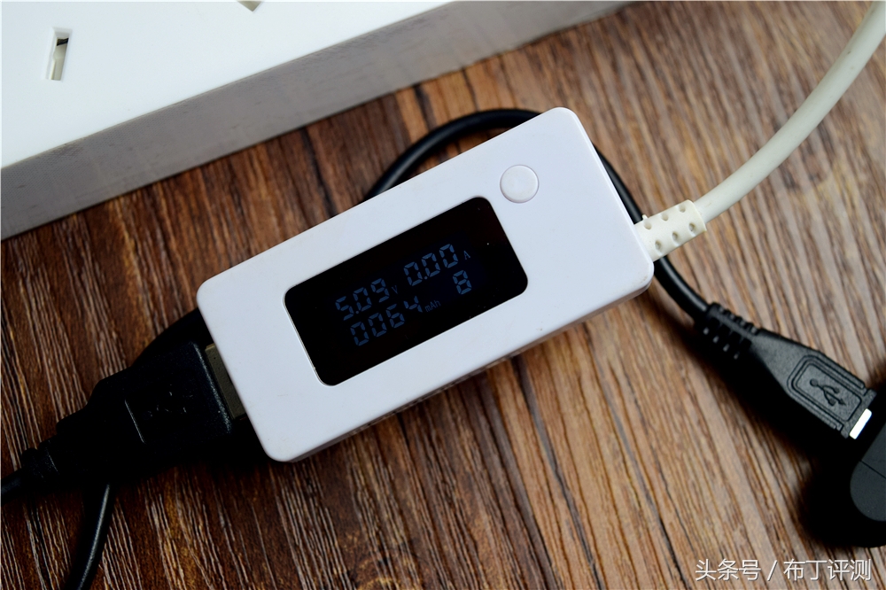 如何将有线耳机变成无线蓝牙耳机,头戴式耳机秒变蓝牙耳机