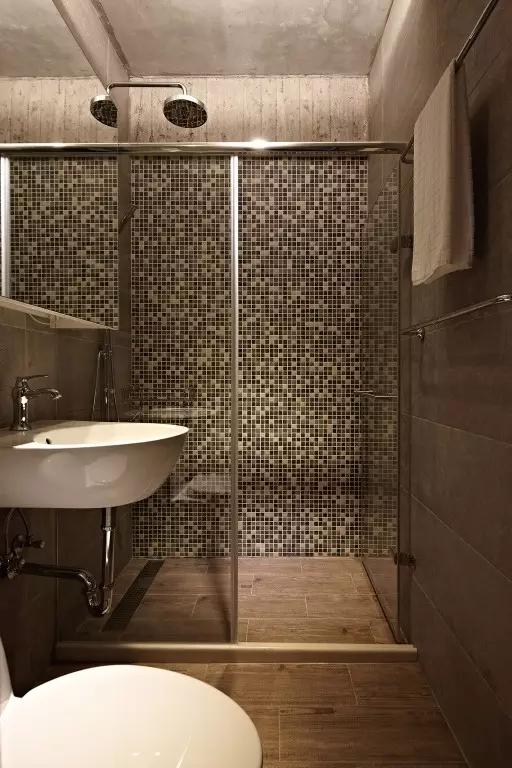 卫生间地砖用小砖还是马赛克,厕所墙面贴瓷砖和马赛克哪种好