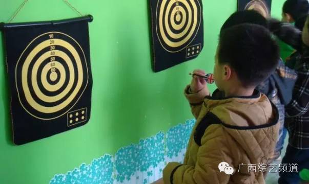 误食磁力珠的小孩手术,太危险5岁男童误吞11颗磁力珠