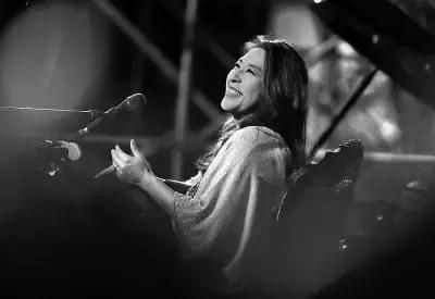 霓虹中的BossaNova这是我最后一次听小野丽莎