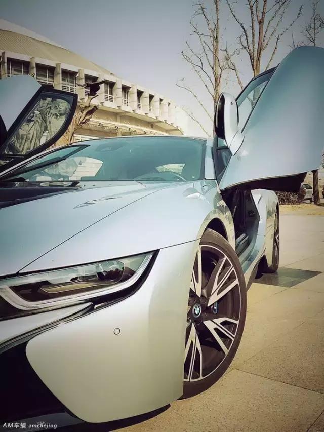 宝马i8的试驾,超跑宝马i8