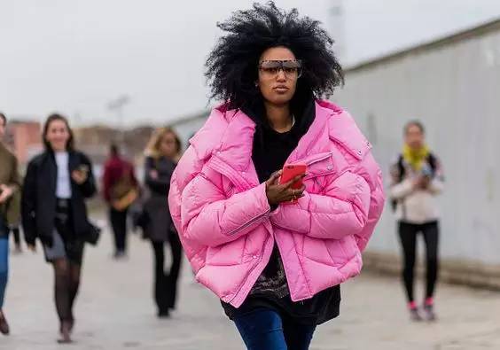 羽绒服过冬必备,什么羽绒服最适合冬天用