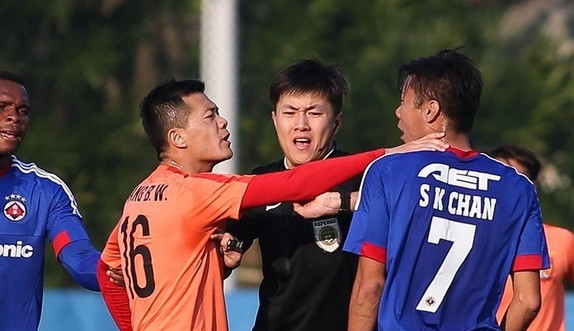 黄博文被国安球迷骂,郜林黄博文