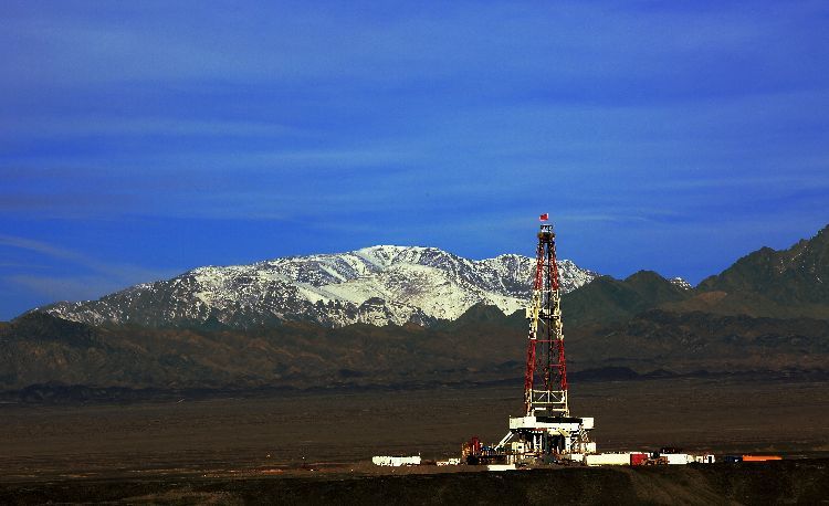 石油情，我工作的一天！石油开采都能这么美！
