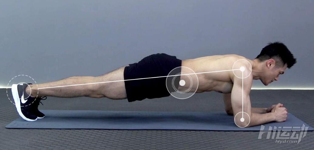 新手想锻炼上半身肌肉该怎么训练,自重健体的训练计划