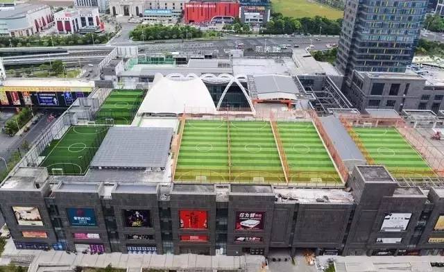 成都球迷众筹了多少钱,投资1000万建室外篮球场