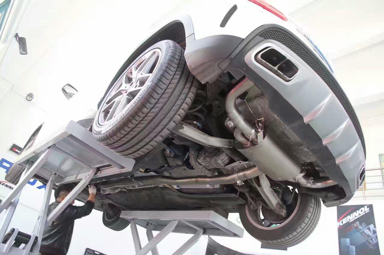 奔驰GLA45改装奥地利Sebring中尾段双边单出阀门排气