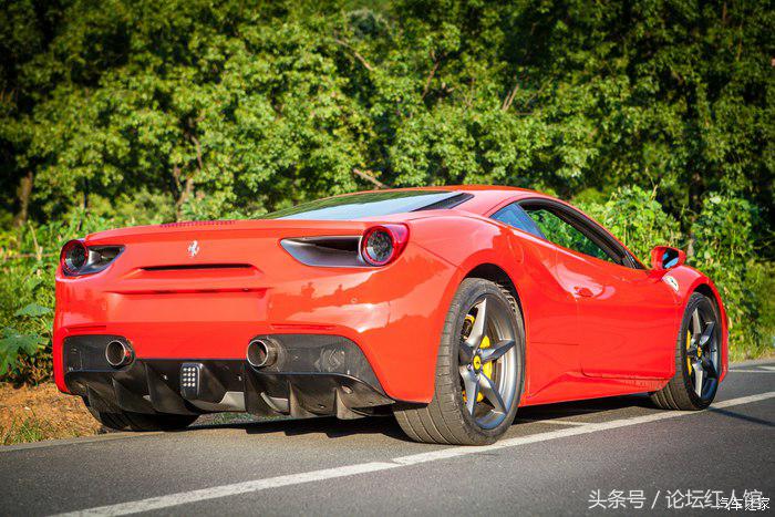 法拉利488评测重装上阵,法拉利488拆车视频