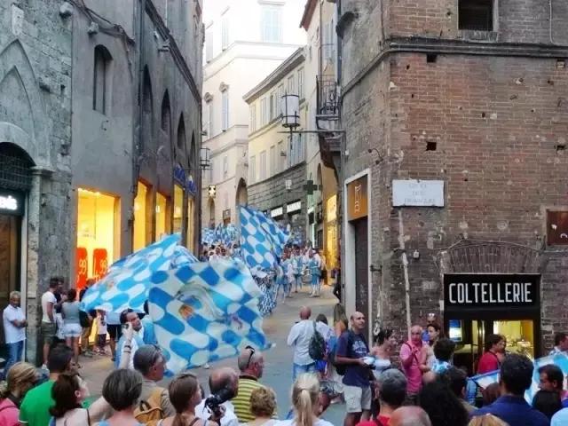 俯瞰锡耶纳,意大利锡耶纳教堂