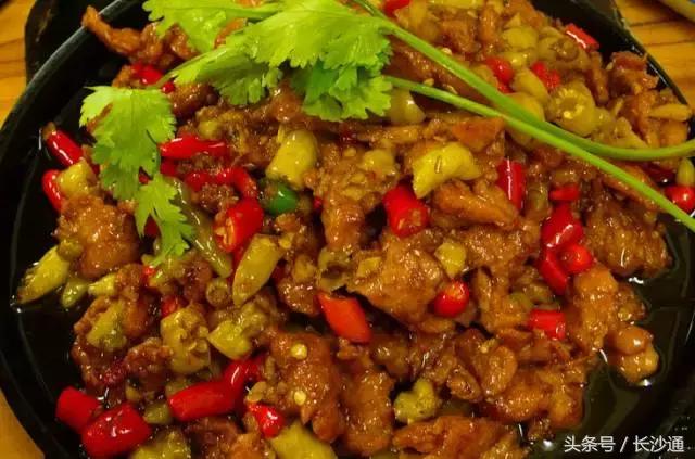 长沙最近比较火爆的菜馆,长沙第二道招牌菜是什么菜
