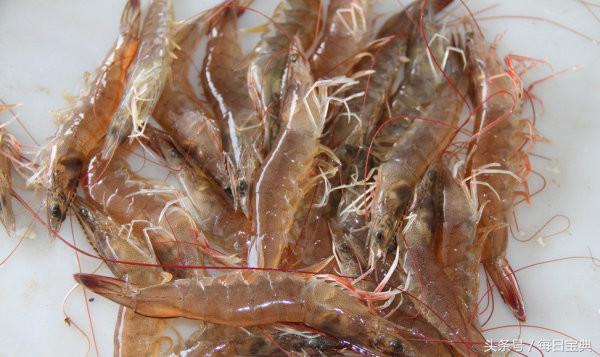 舌尖上的龙虾,品尝正宗龙虾美食的感受