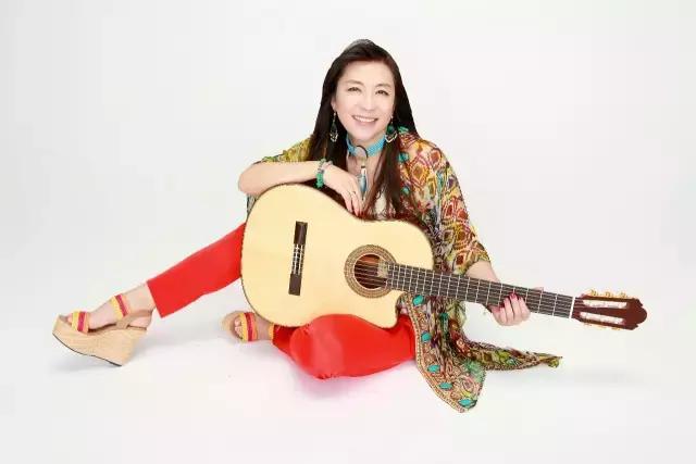 霓虹中的BossaNova这是我最后一次听小野丽莎