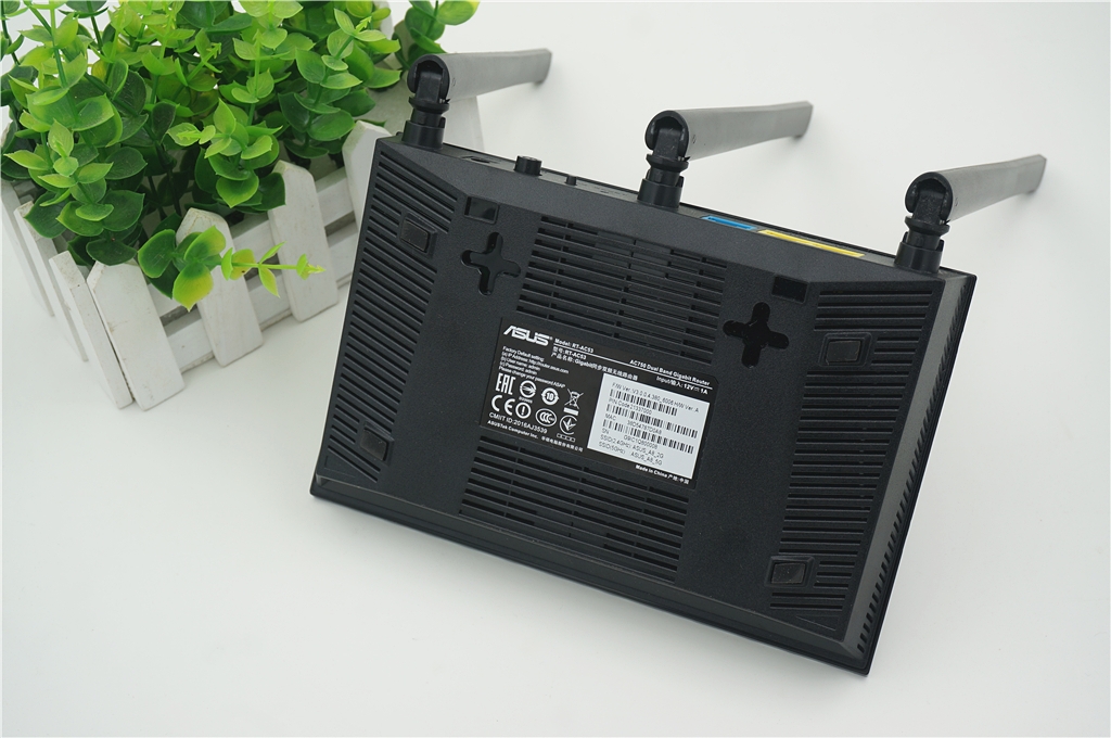 SRRC国家低辐射认证的路由器，华硕RT-AC53