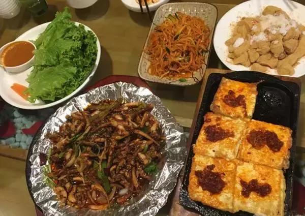 哈尔滨这十家苍蝇馆子,哈尔滨出名的俄罗斯湖滨餐厅