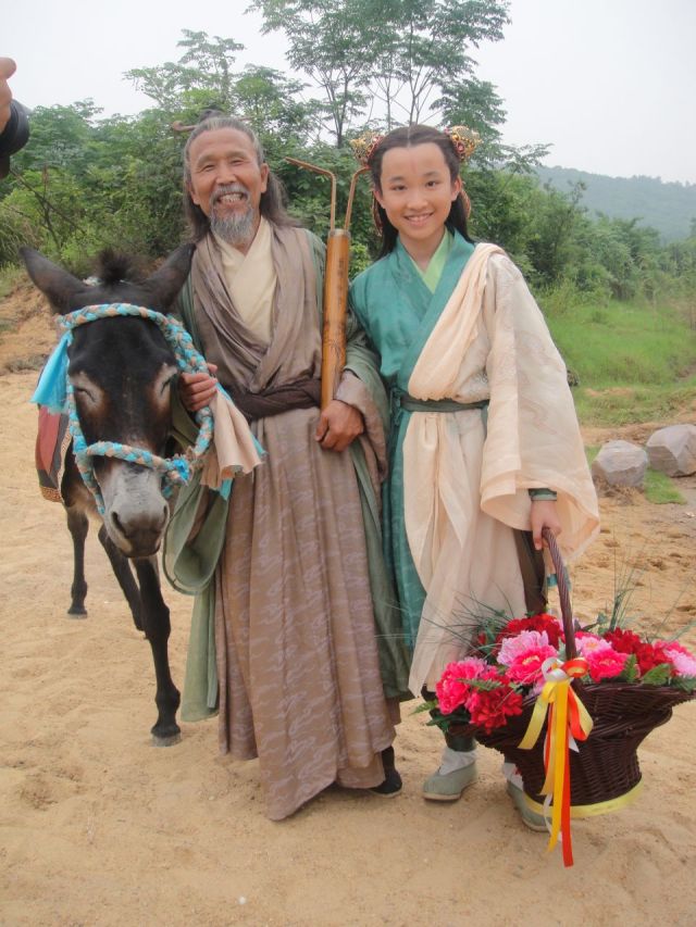 八仙中的蓝采和是女仙吗,八仙里的蓝采和