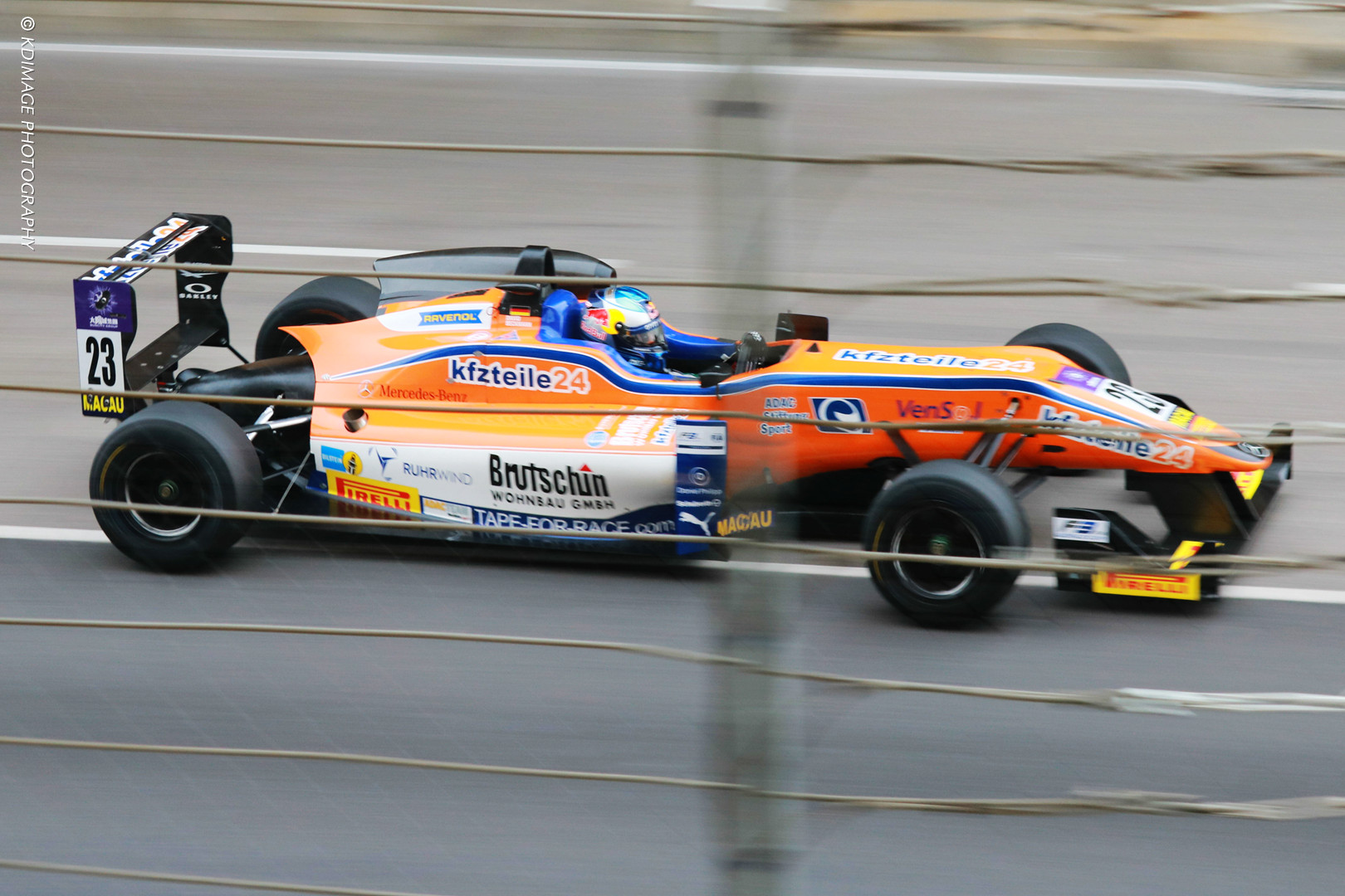 极品飞车剃刀视频,极品飞车夺旗赛