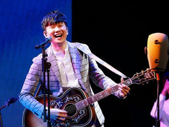 这首歌曲是谁唱的,这首歌是谁写的原唱