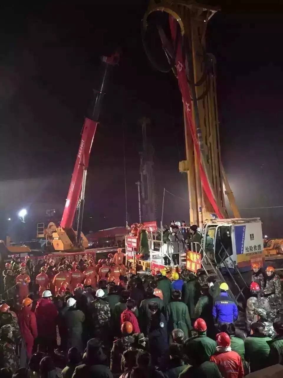 煤矿事故被困27天仍旧活着,山东平邑1225石膏矿事故救援