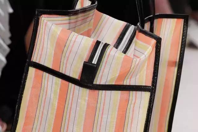 一万五的时髦,花五十块钱就能赶……然而我还是拒绝