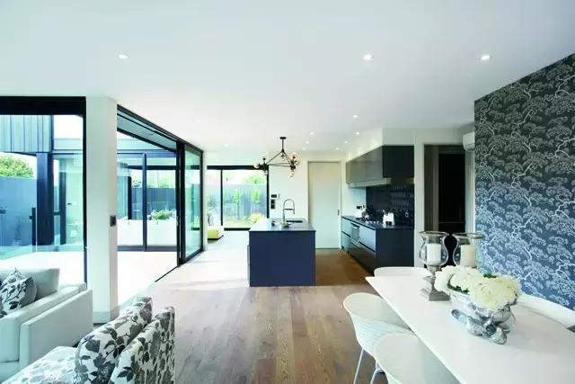 新型集装箱活动房屋设计,三个集装箱房屋设计