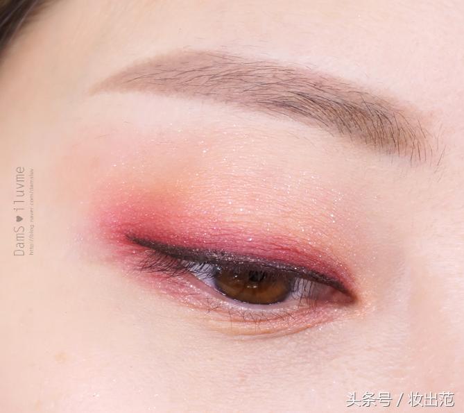 爱丽小屋口红圣诞联名,爱丽小屋新款润唇膏