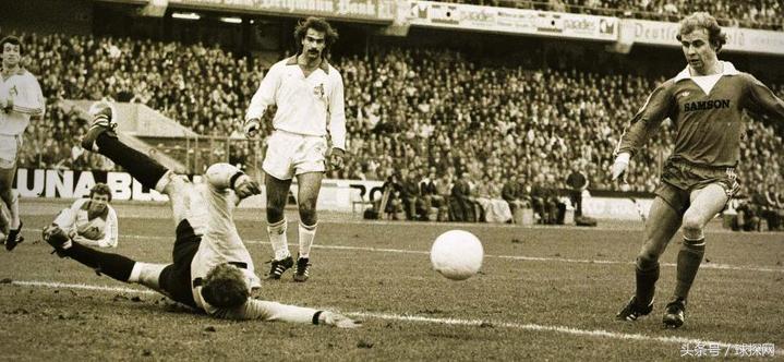 足球俱乐部:战火重生法兰克福