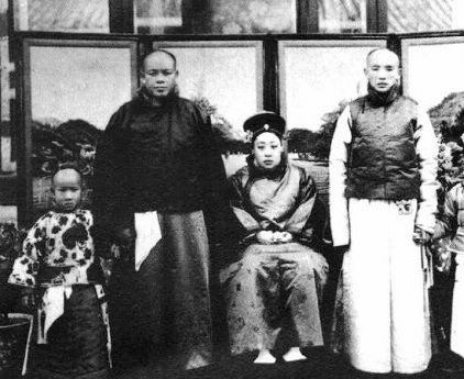 溥仪当老师的亲身经历,溥仪讲太监的真实生活