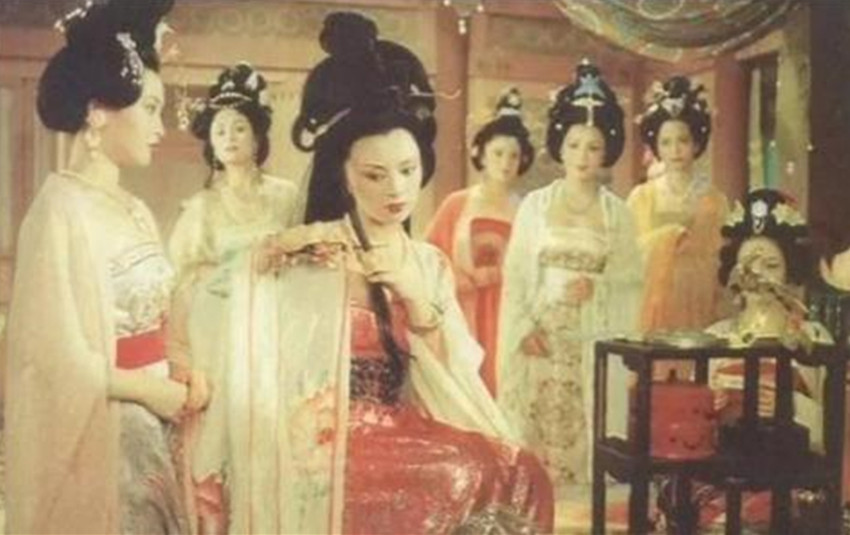 唐玄宗只宠幸杨贵妃一人吗,唐玄宗什么时候宠幸杨贵妃