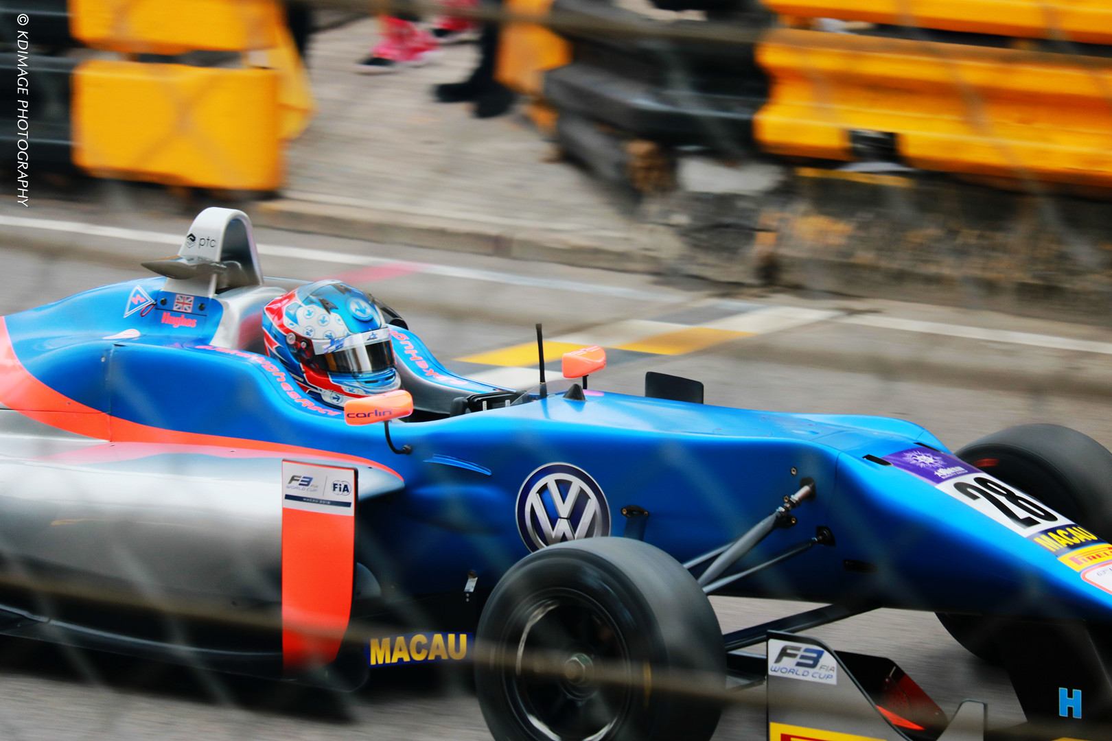 极品飞车剃刀视频,极品飞车夺旗赛