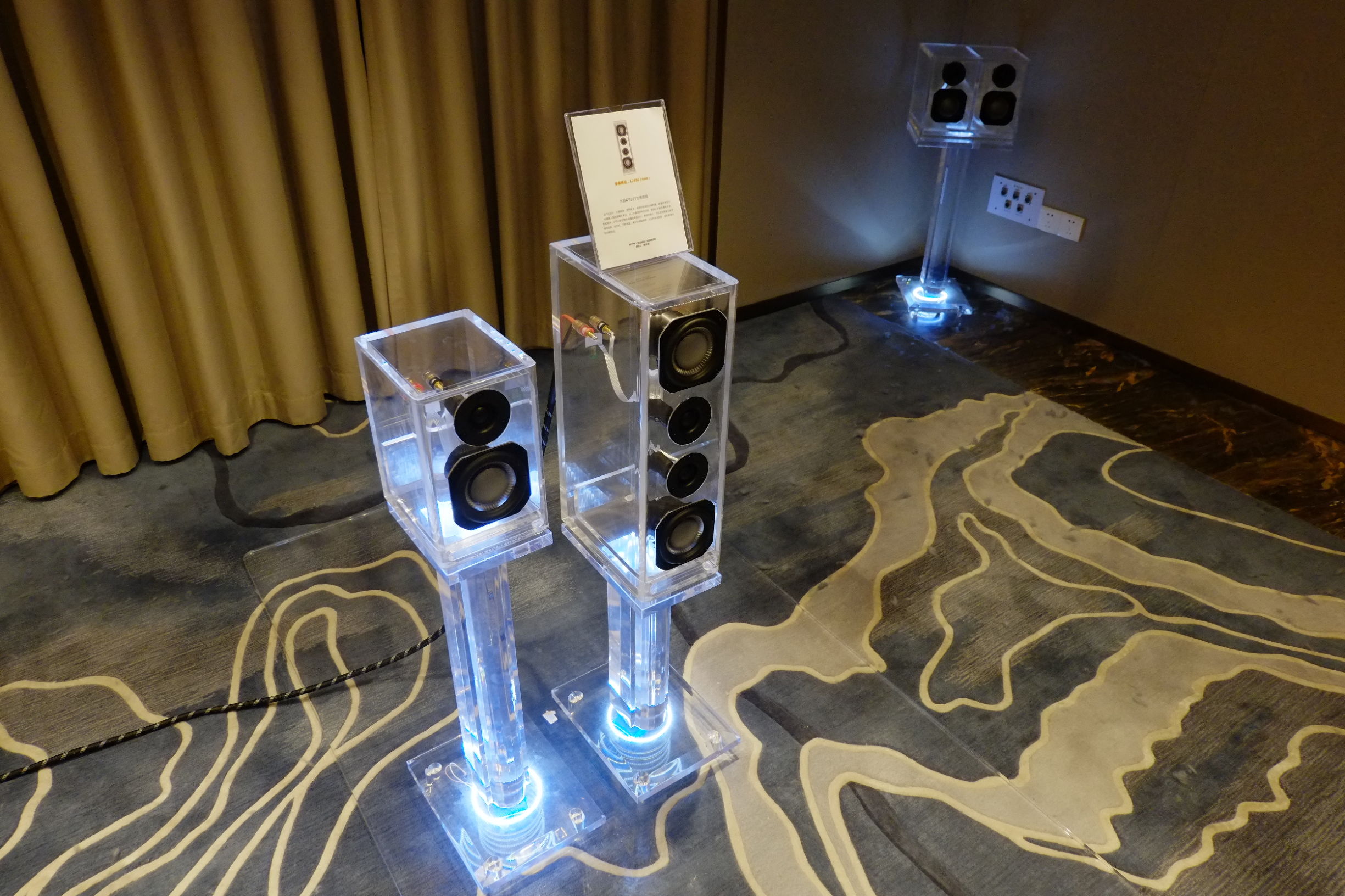 世界顶级音响博览会,世界顶级汽车音响展