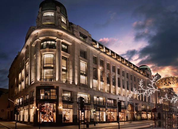 Coach重生Prada沉沦，深扒奢侈品牌的存亡危机